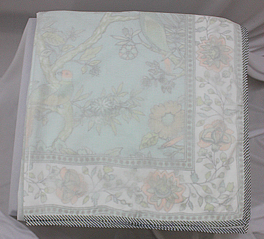 ZARQA Reversible Coverlet