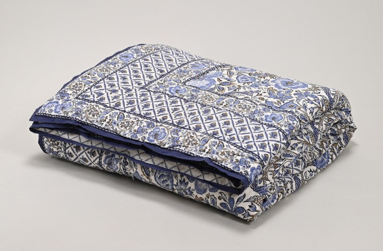 NOLAN Reversible Quilt